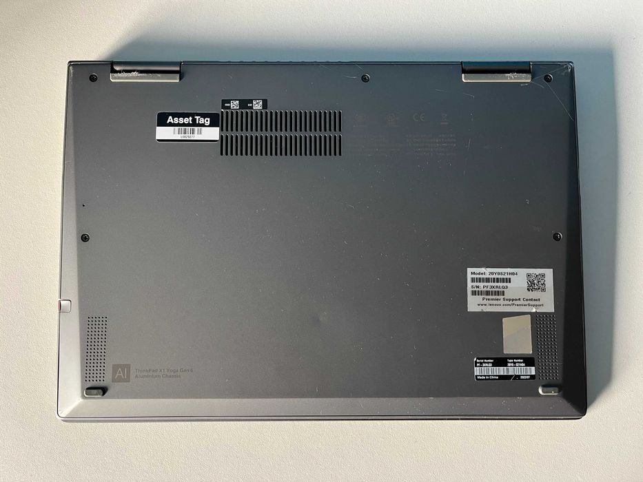 ThinkPad X1 Yoga Gen 6 - i5-1145G7/16GB RAM/256GB NVMe/Teclado PT-PT