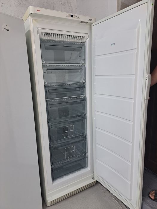 Преміум Морозильна камера Liebherr kgn0987 NoFrost з гарантією