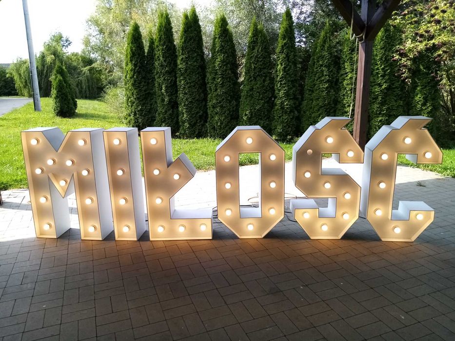 Wynajem napisów Led