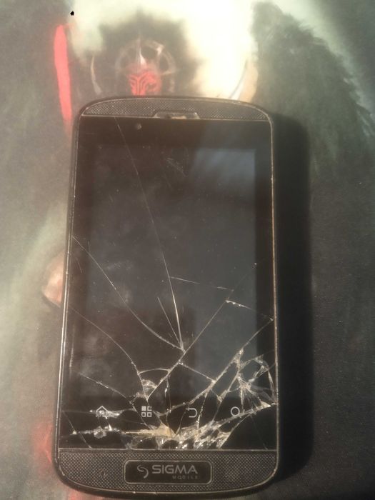 Смартфон Acer Liquid E700 и Sigma mobile X-treme PQ12 (запчасти)