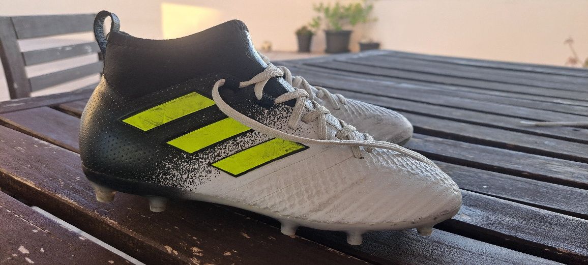 Chuteiras Adidas controlskin