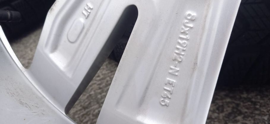 Komplet felgi z oponami zima do id3 id4 id5, Enyaq, Q4 e-tron