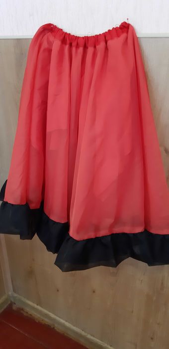 6 спідниць для танців,шкільних виступів