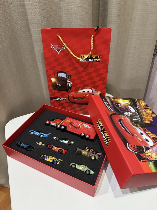 Машинки Тачки Cars подарунок хлопчику молния макквин маквін