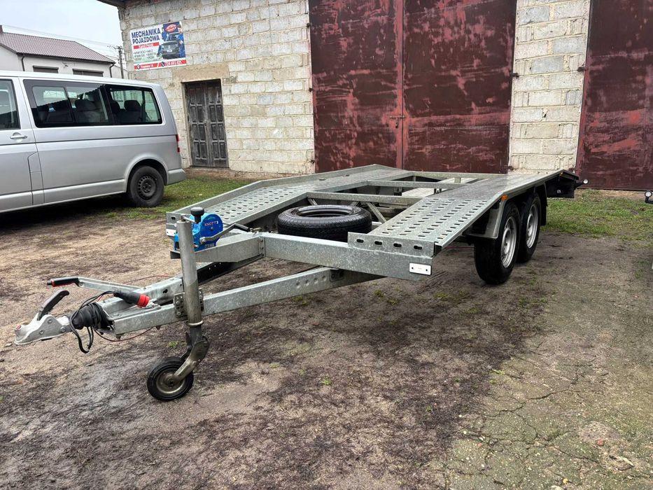 Laweta niewiadow boro 4x2 2t dmc stan bardzo dobry