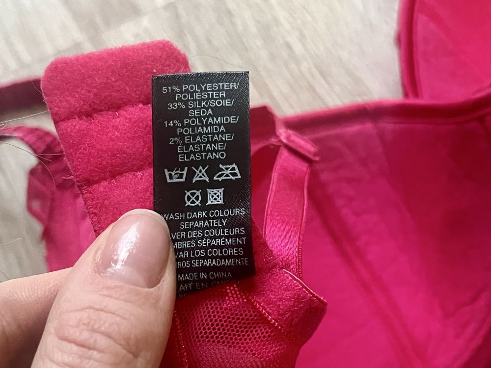 La Senza biustonosz usztywniany 70D z jedwabiem różowy fuksjowy
