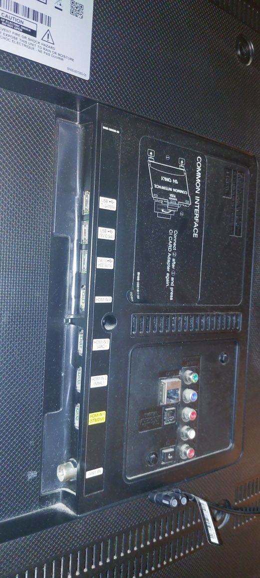 Peças Tv Smart samsung 55Polegadas Ecra partido faço entrega domicílio