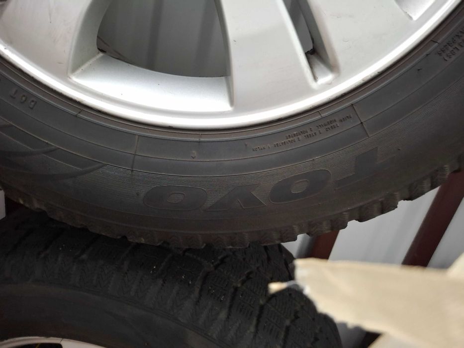 Продам диски з зимовою резиною