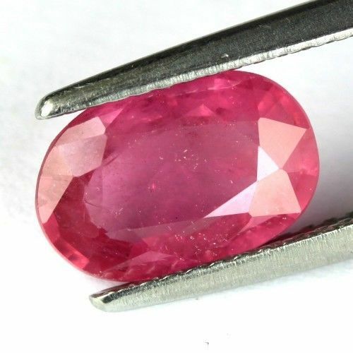Rubin Naturalny - na złoty pierścionek , sygnet  -  2,3 ct.