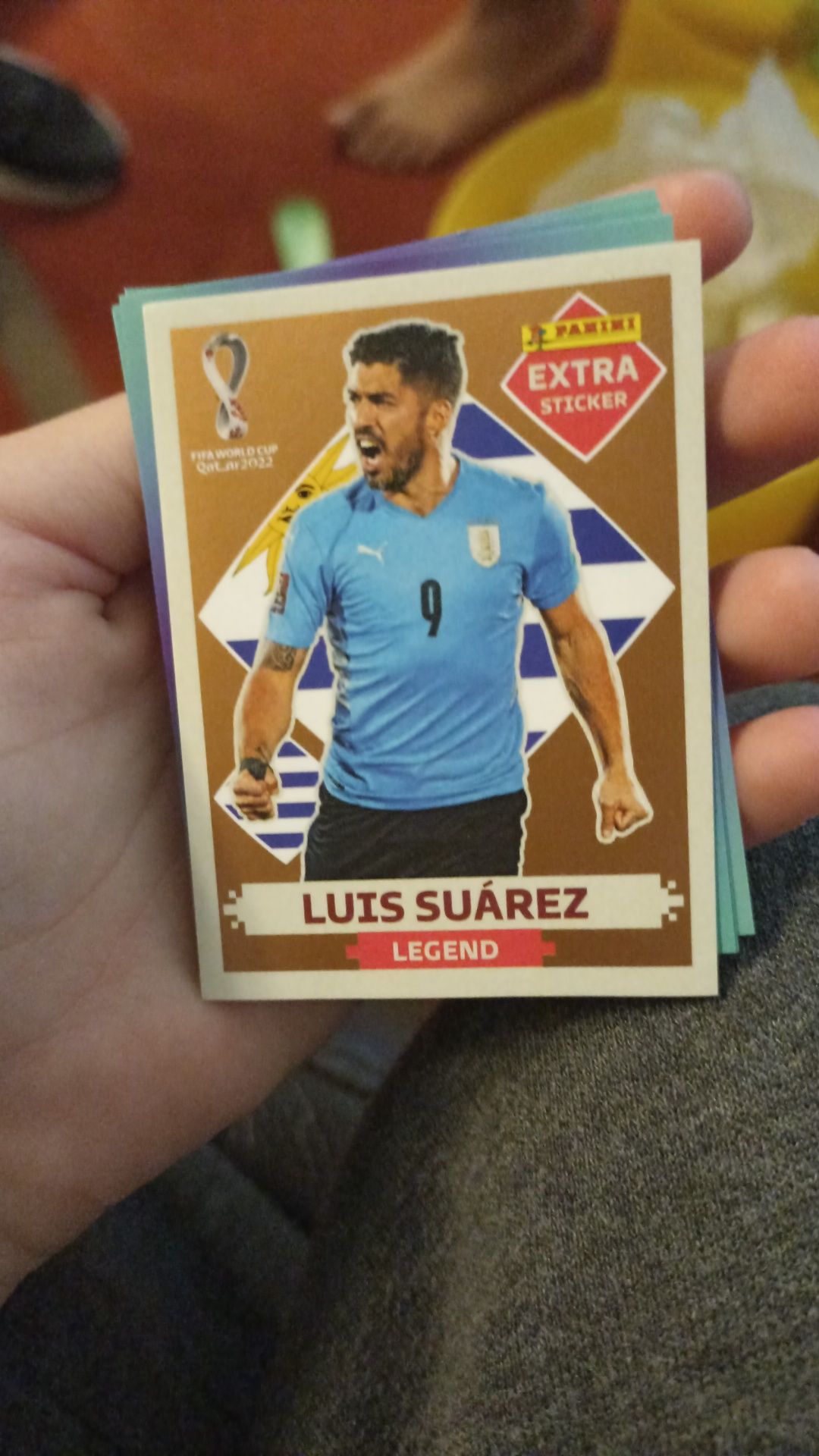 Cromo do Luis Suárez Legend Bronze