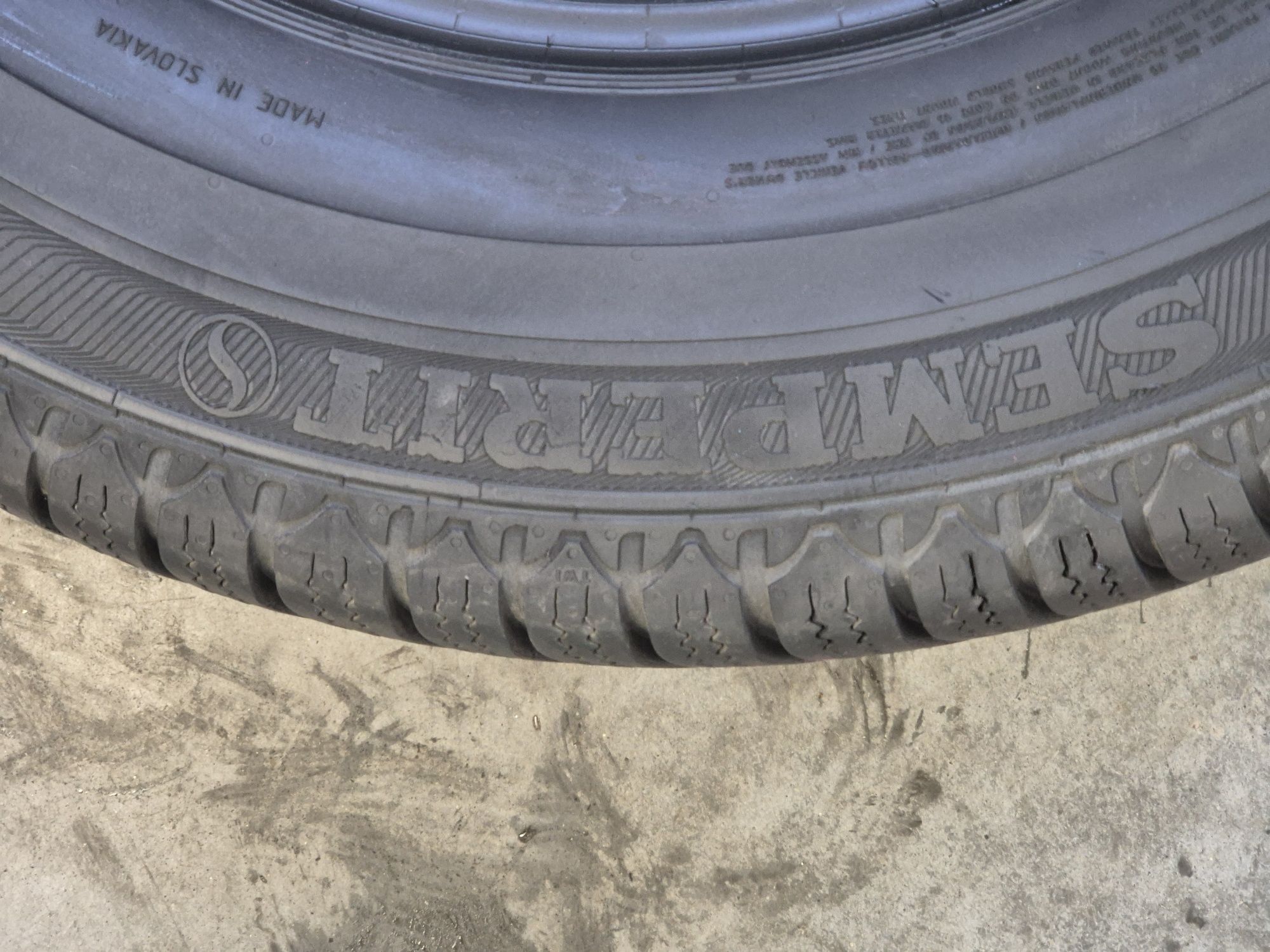 235/65 R16 C Semperit dostawcze
