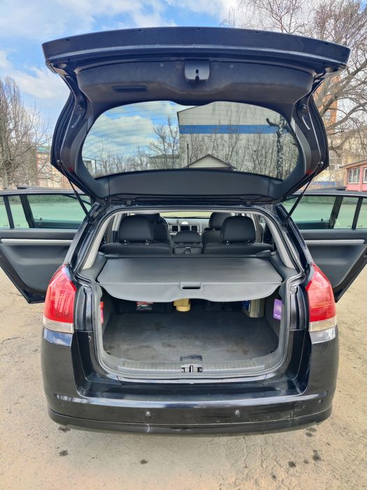 Opel Signum  2,2 бензин