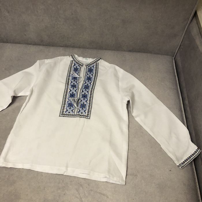 Дитячі вишиванки для дівчинки і хлопчика