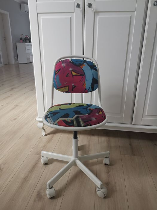 Fotel obrotowy dziecięcy