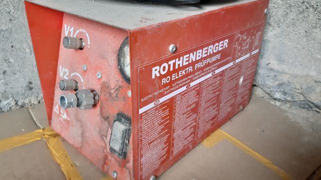 Maszyna rothenberger do sprawdzania ciśnienia w układach grzewczych