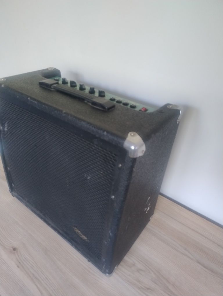 Wzmacniacz gitarowy Stagg 60BA piecyk