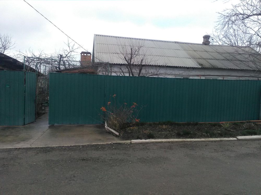 Продається котедж по вул. Янки Купали