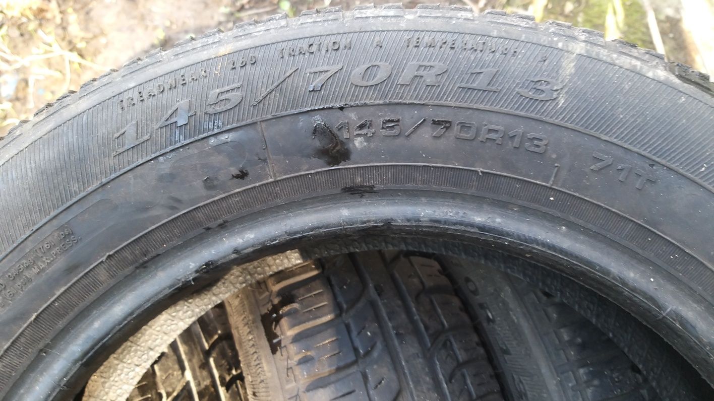 145 / 70 r 13 Dębica