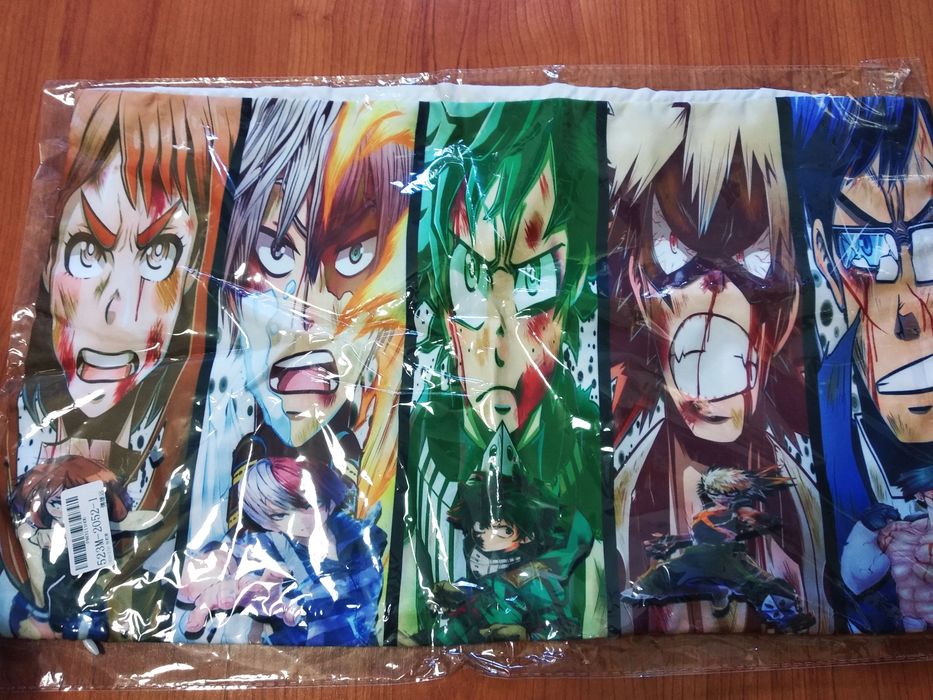 Pins crachás demon Slayer e attack on titan My hero academia