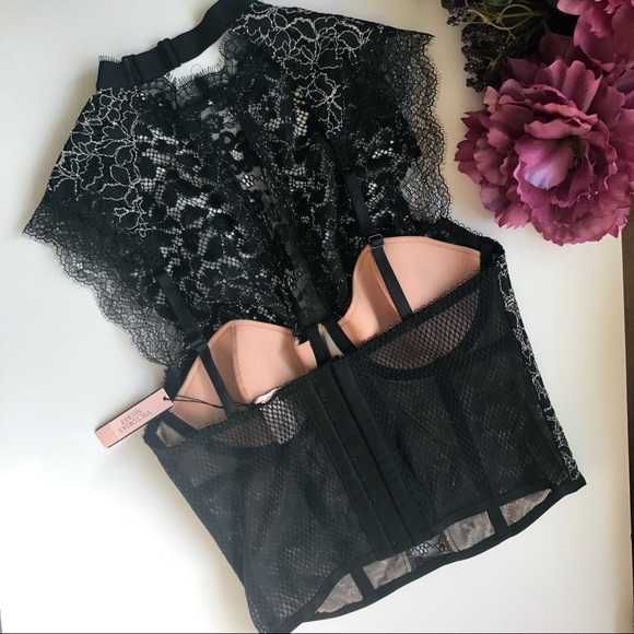 Victoria's Secret Lace High-neck Bustier