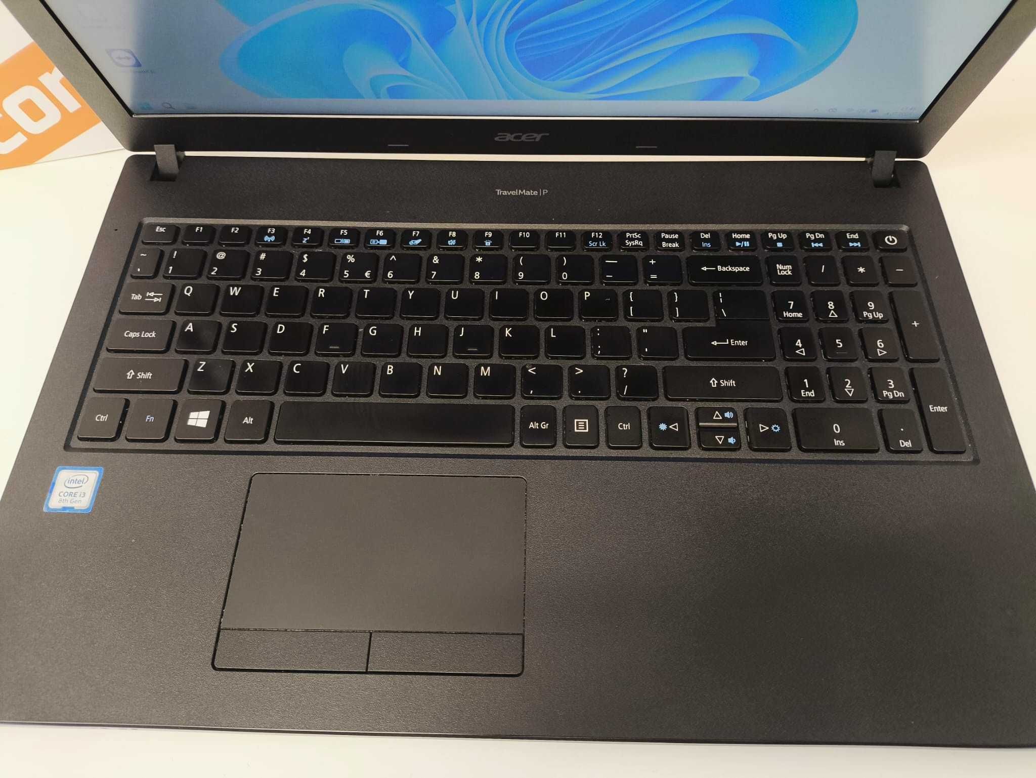 Laptop ACER TravelMate 15,6" Core i3 8 gen. 8GB 256GB SSD Win11 GWARAN
