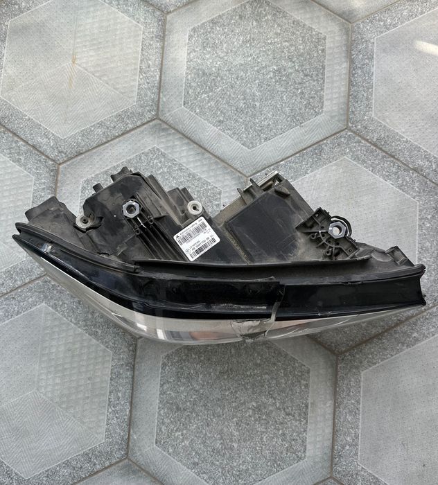 Передняя фара bmw g20