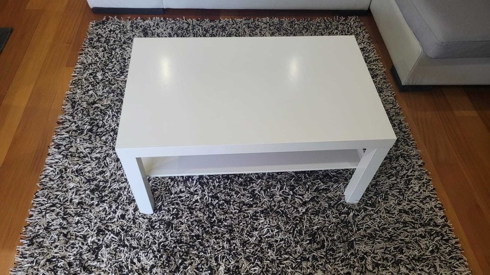 Mesa de centro branca