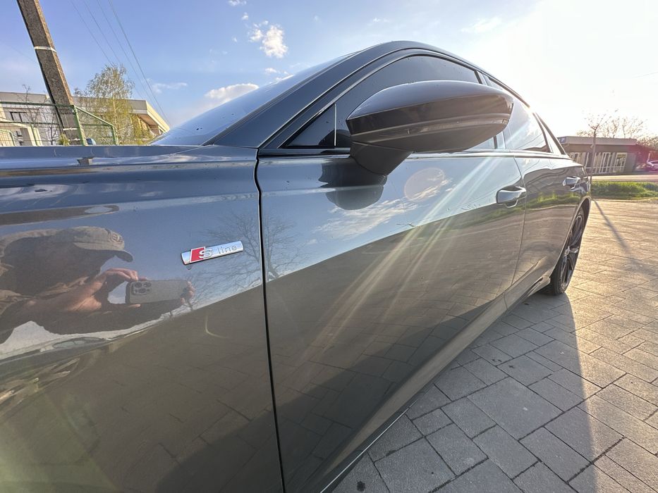 Audi a6 С8 - 367 л.с гібрид quattro
