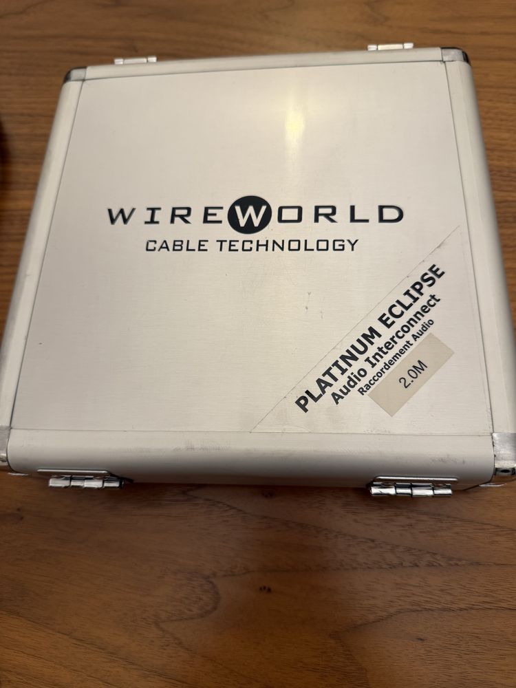 Interkonekt analogowy RCA WireWorld Platinum Eclipse 2.0 m