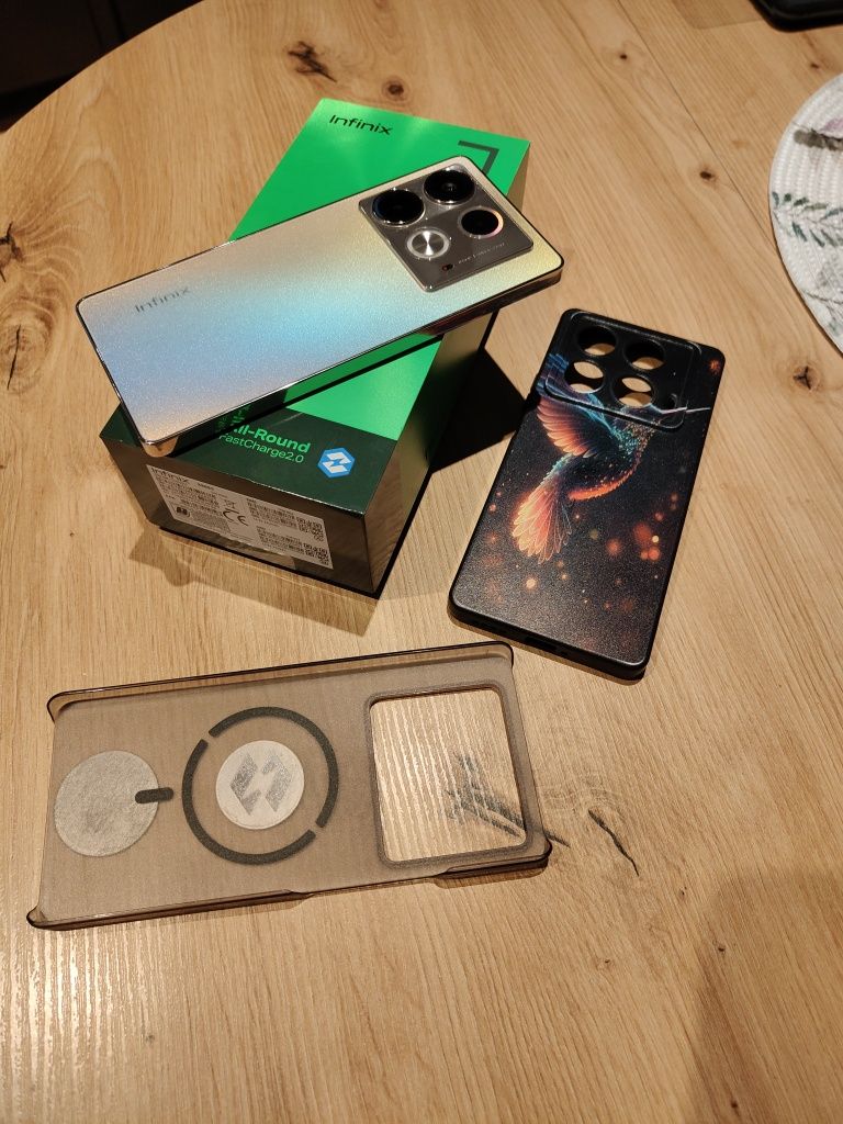 Infinix note 40 256 GB stan idealny
