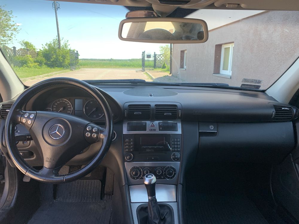 Mercedes  Benz C200 w203 2.2 CDI sport coupe