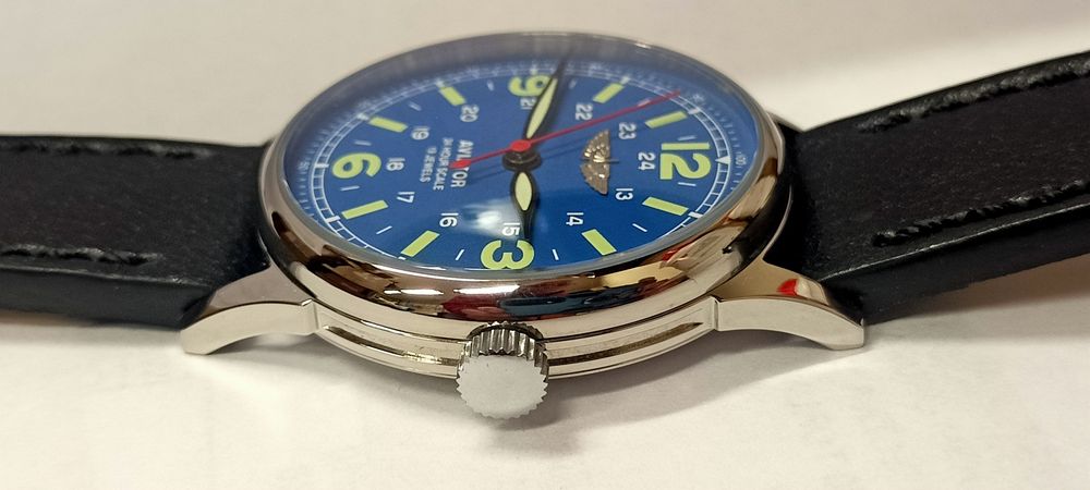 Raketa Aviator . Piękny . Duży . 38.5 mm