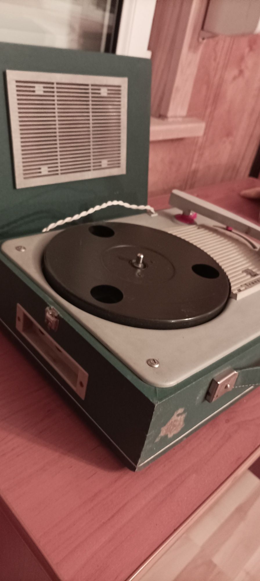 Gramofon- TRANZYSTON 2