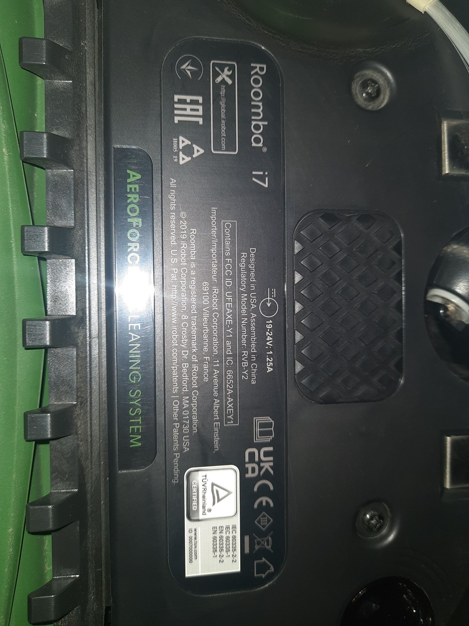 iRobot Roomba i7