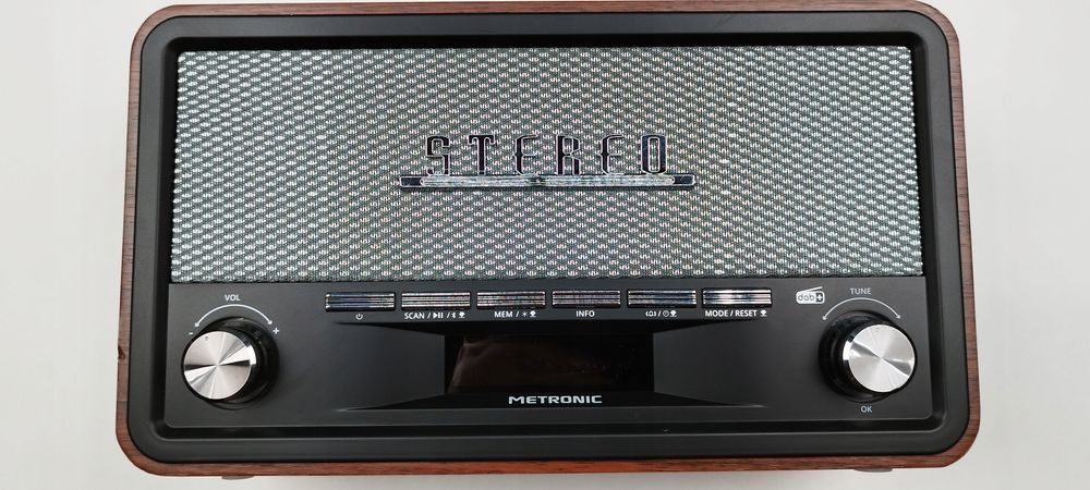 Radio Sieciowo-Bateryjne Am, Dab+, Fm Metronic 477230