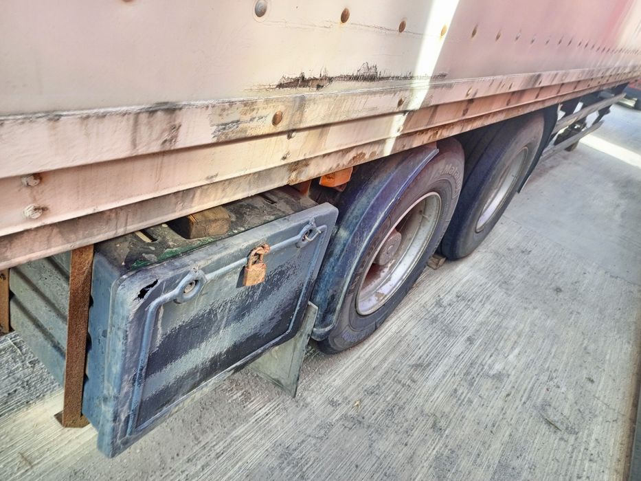 Напівпричіп повністю справний