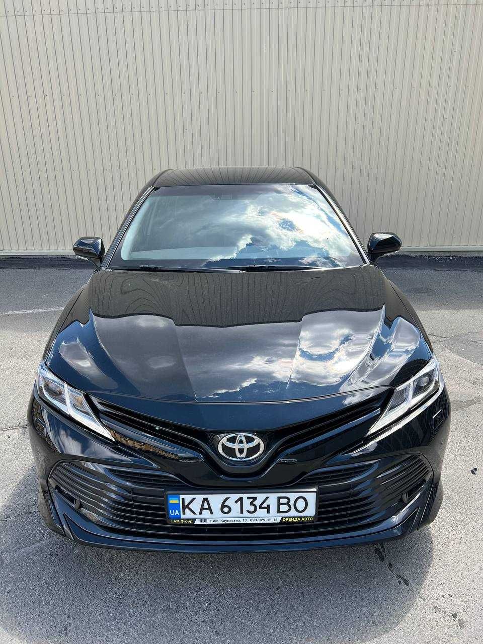 Оренда автомобіля прокат авто Київ Toyota Camry 2020