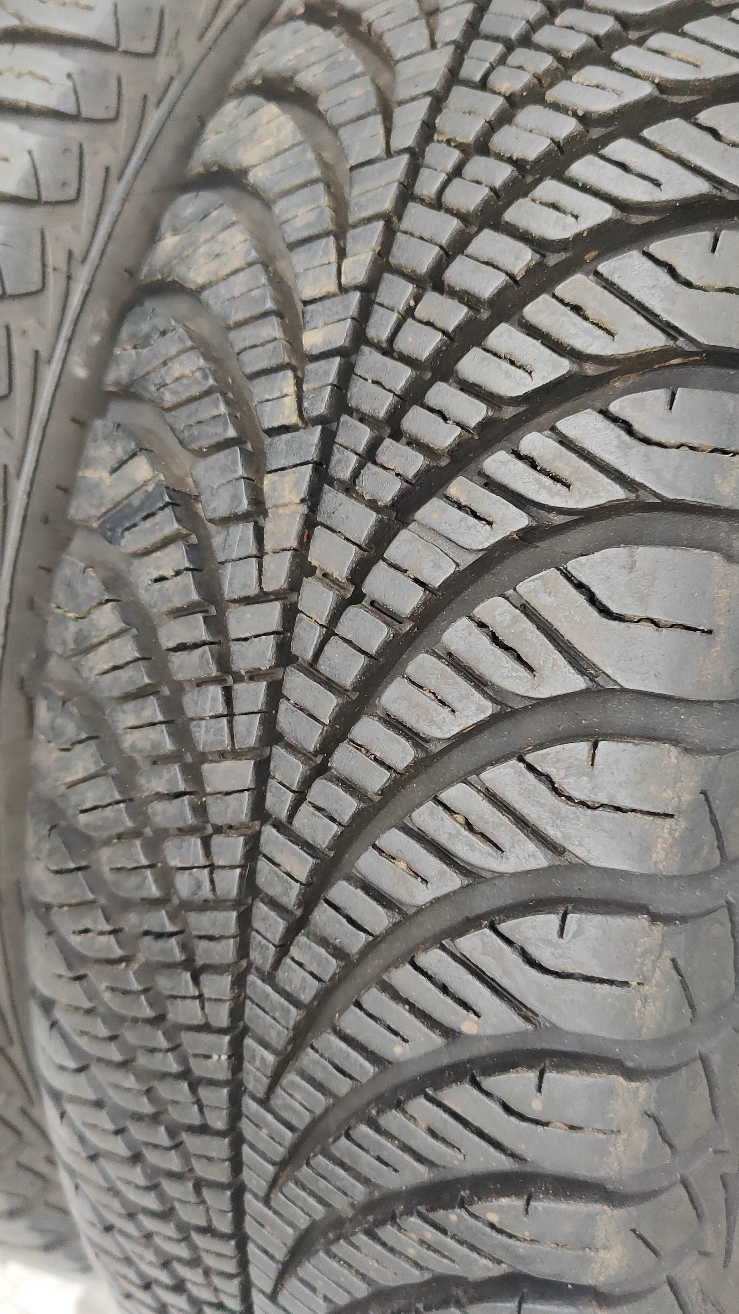 Opony Całoroczne 155/65/14 Goodyear 4szt