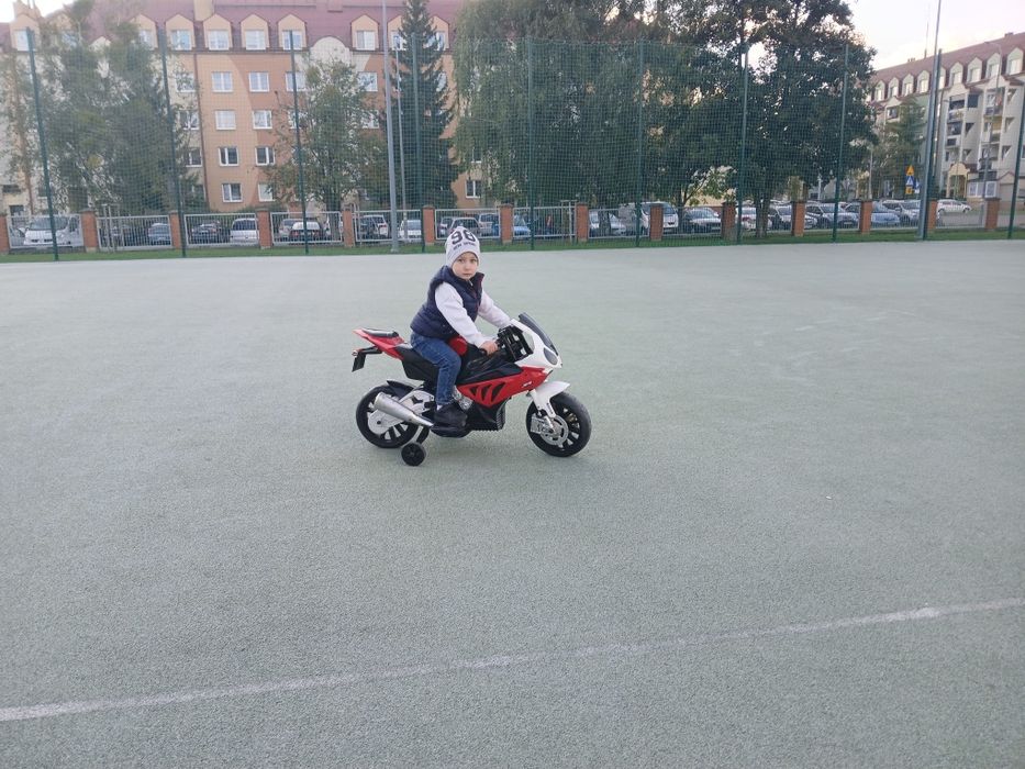 Motor na akumulator dla dziecka