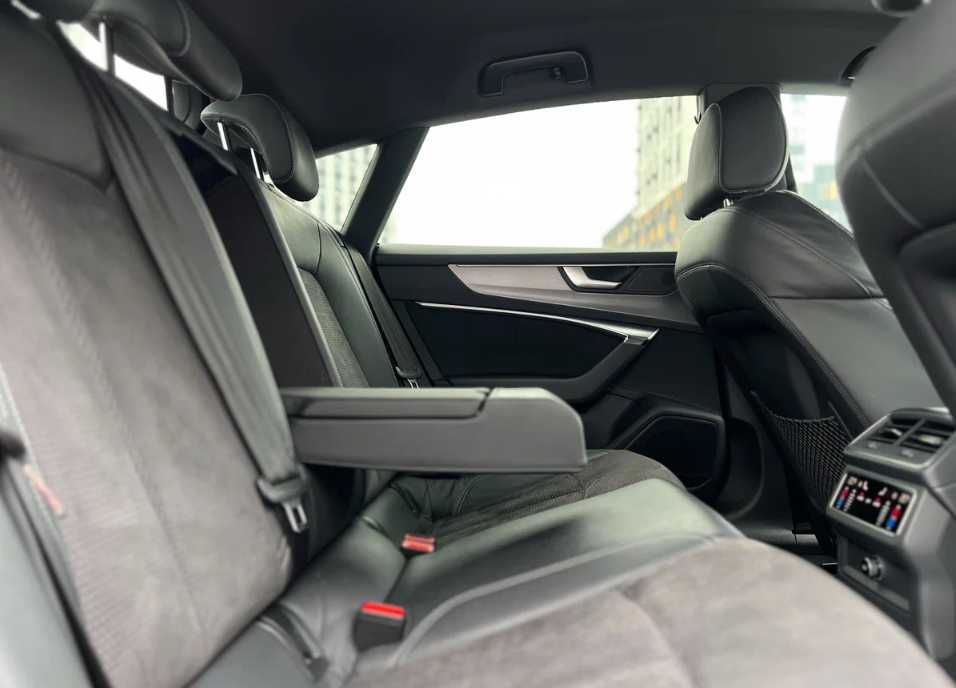 2018 Audi A7 3.0 diesel ціле авто із Кореї