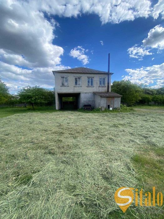 Продається комплекс виробничих приміщень, м. Радехів