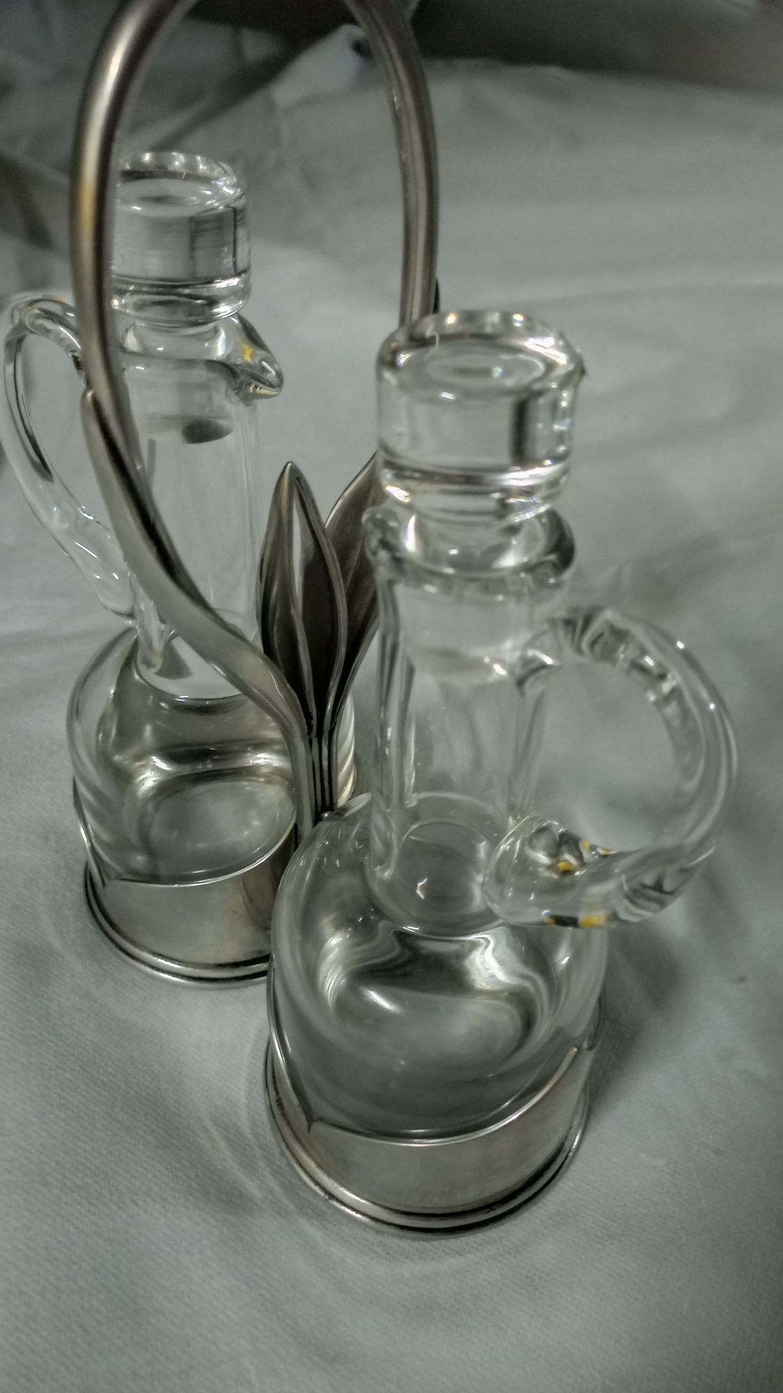 Galheteiro em estanho e cristal