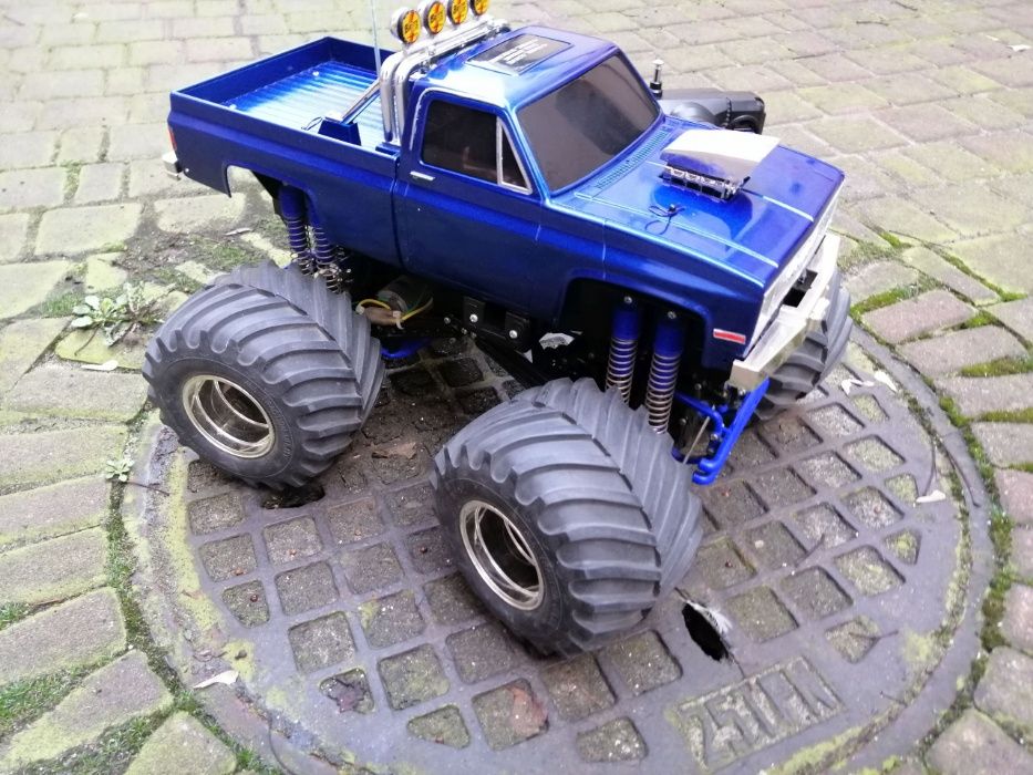 Super Clod Buster 4x4x4 TAMIYA - CHEVY K30