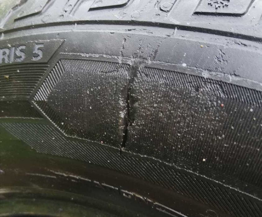 Komplet opon 195/65 R15, 2020/2021rok