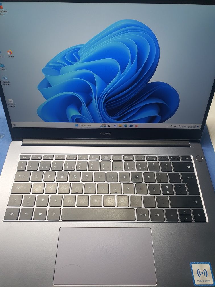 Huawei Matebook d14 Ryzen 5