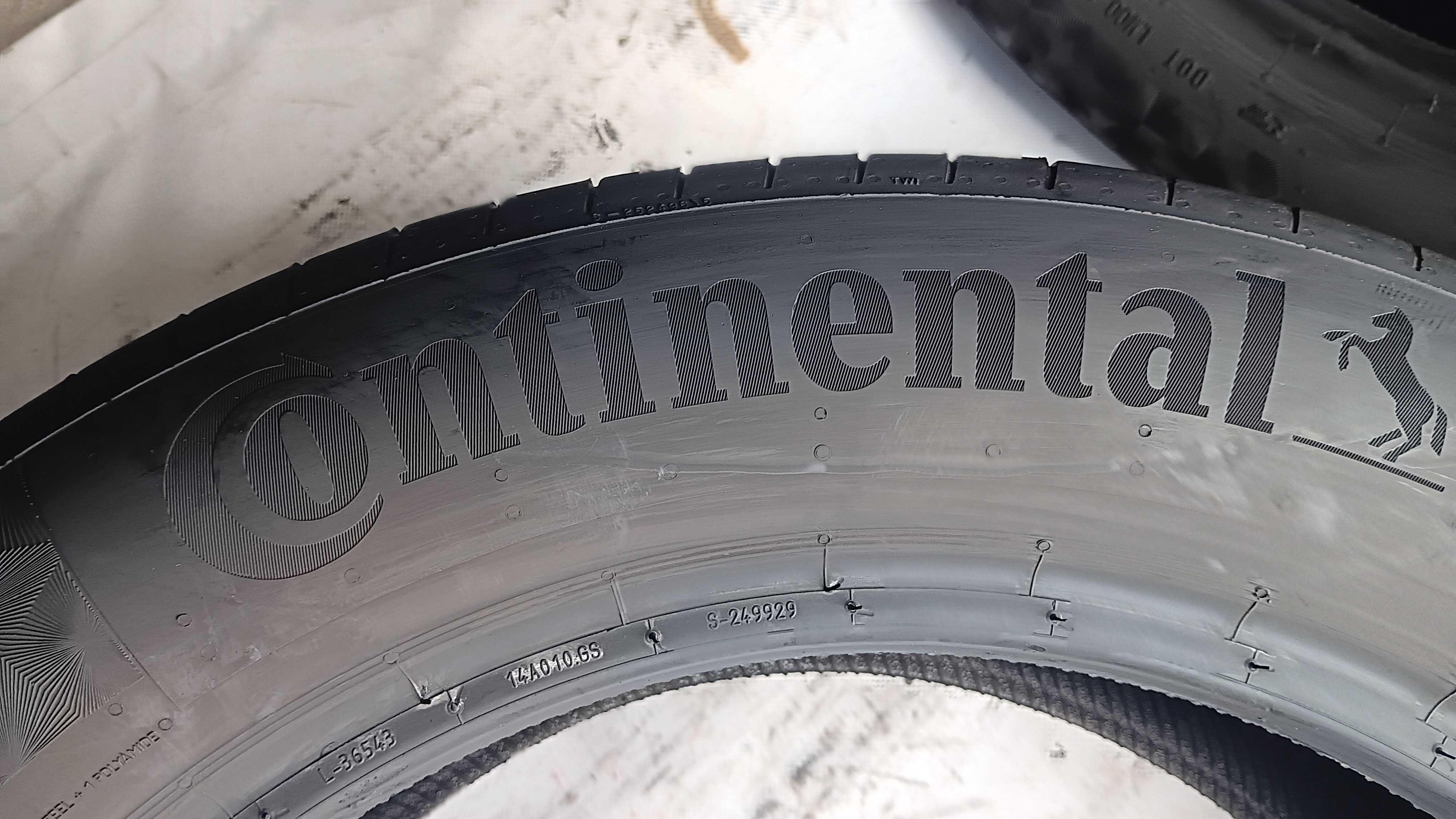 225/55/17 Continental premium contact 6