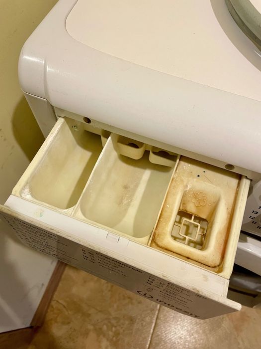 Пральна машина Indesit Water Balance IWSB 51051 UA