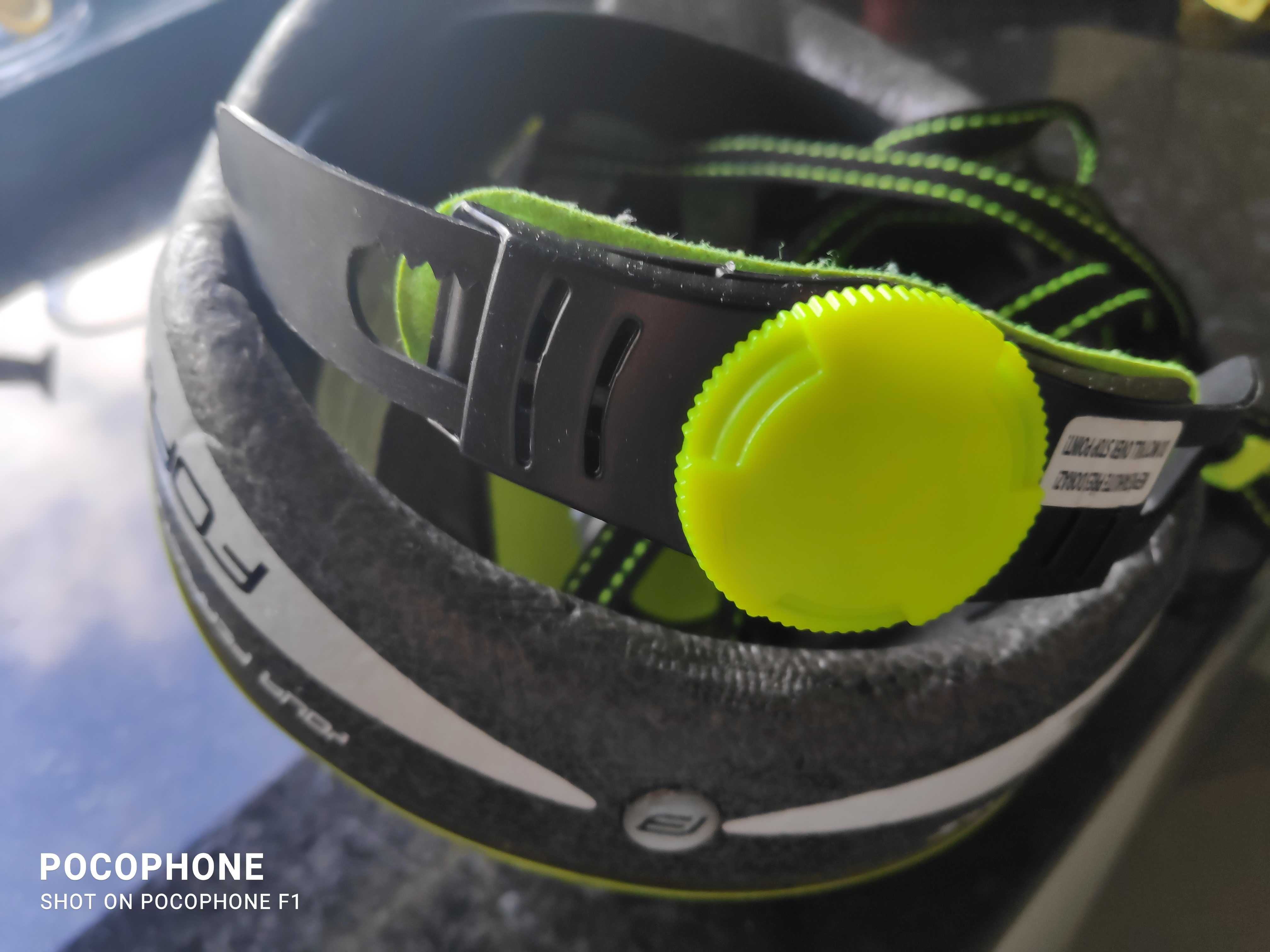 Capacete de bicicleta para menino