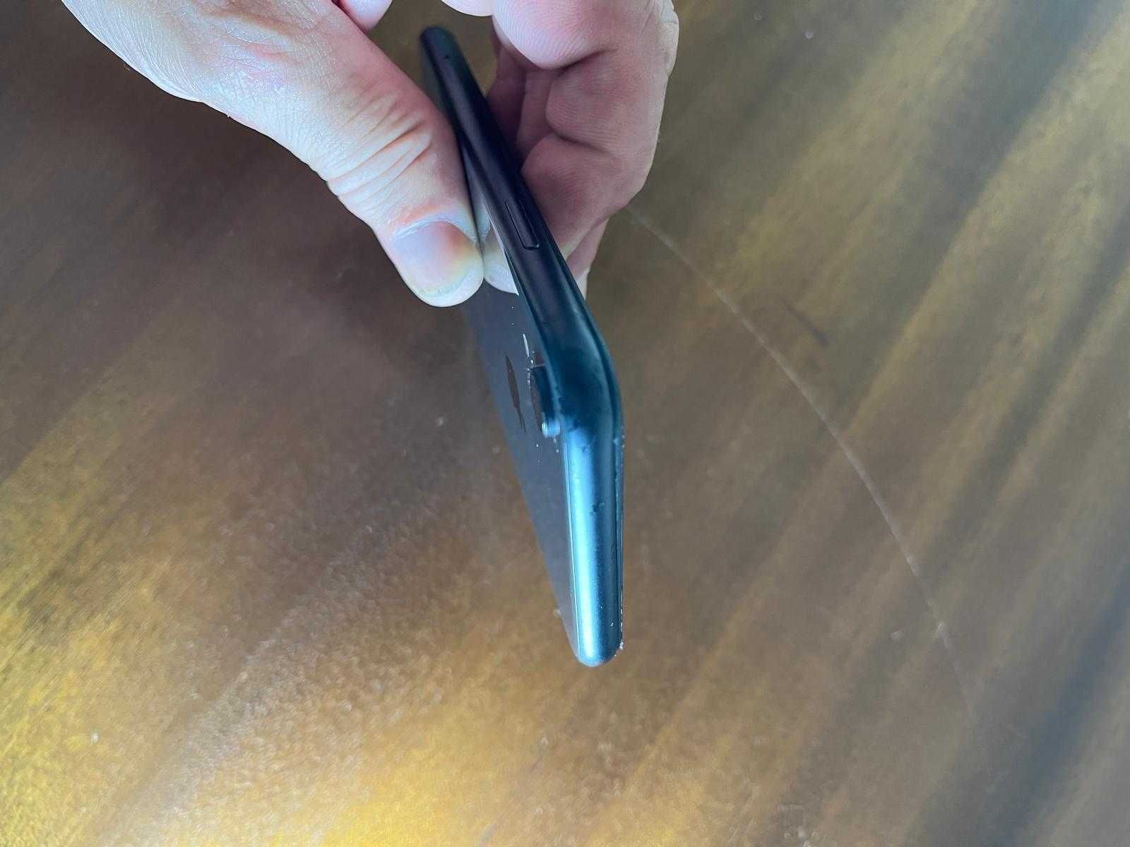 Iphone XR, bom estado geral. B+