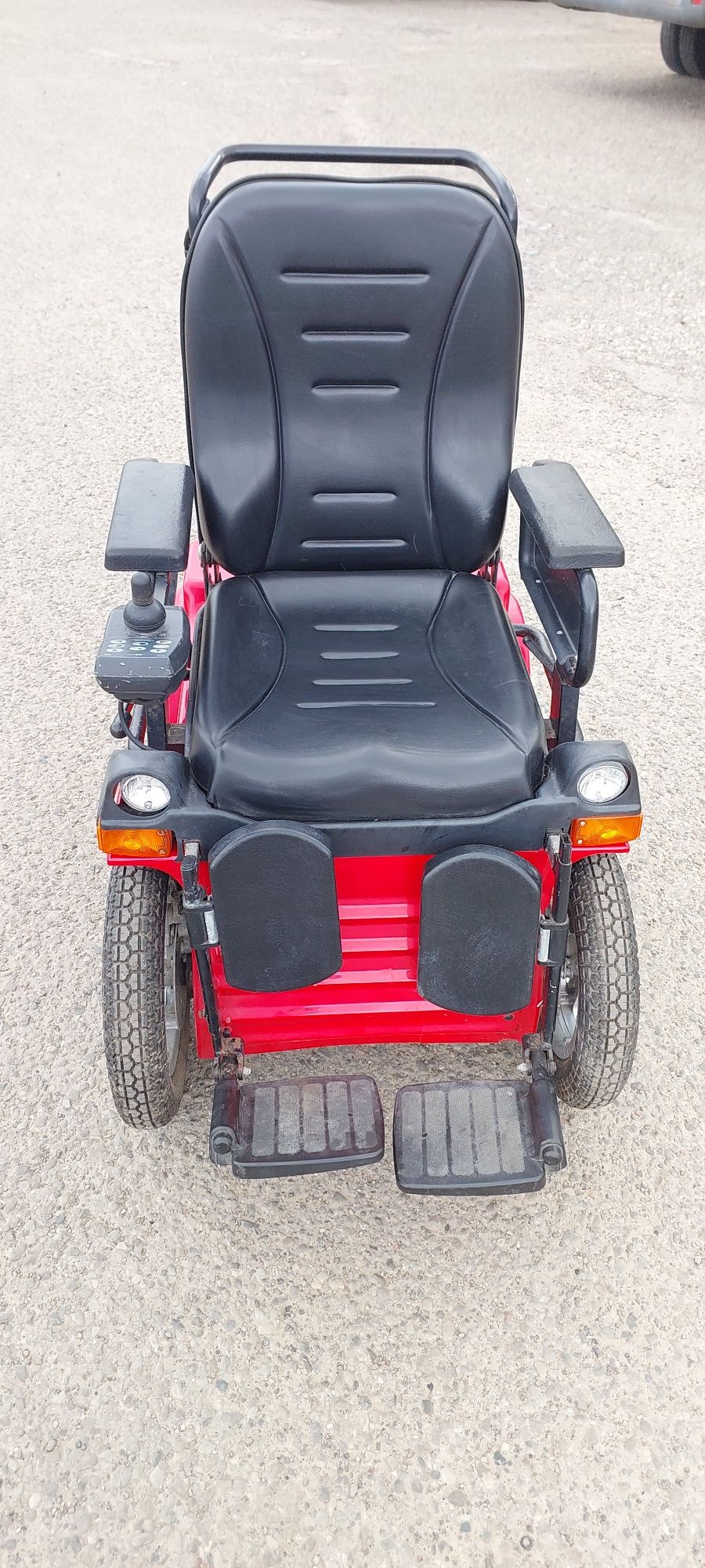 Інвалідний візок електричний Invacare G40.